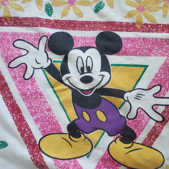 Vintage oversized Mickey Mouse Tshirt - Picture 2 of 6
